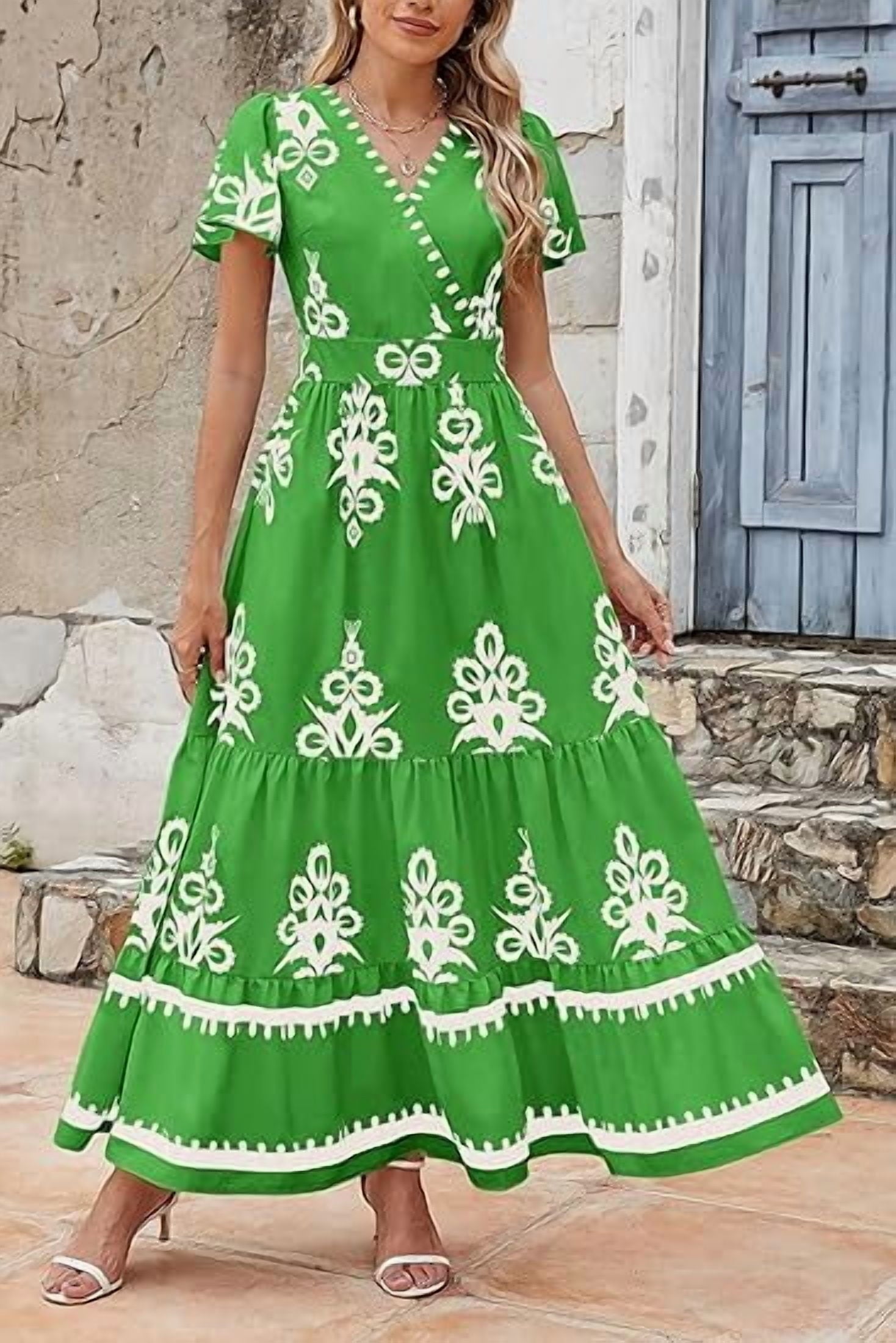 PRETTYGARDEN Womens Summer Casual V Neck Boho Maxi Dress Flowy Aline Bell Sleeve Tiered Floral Dresses with Pocket